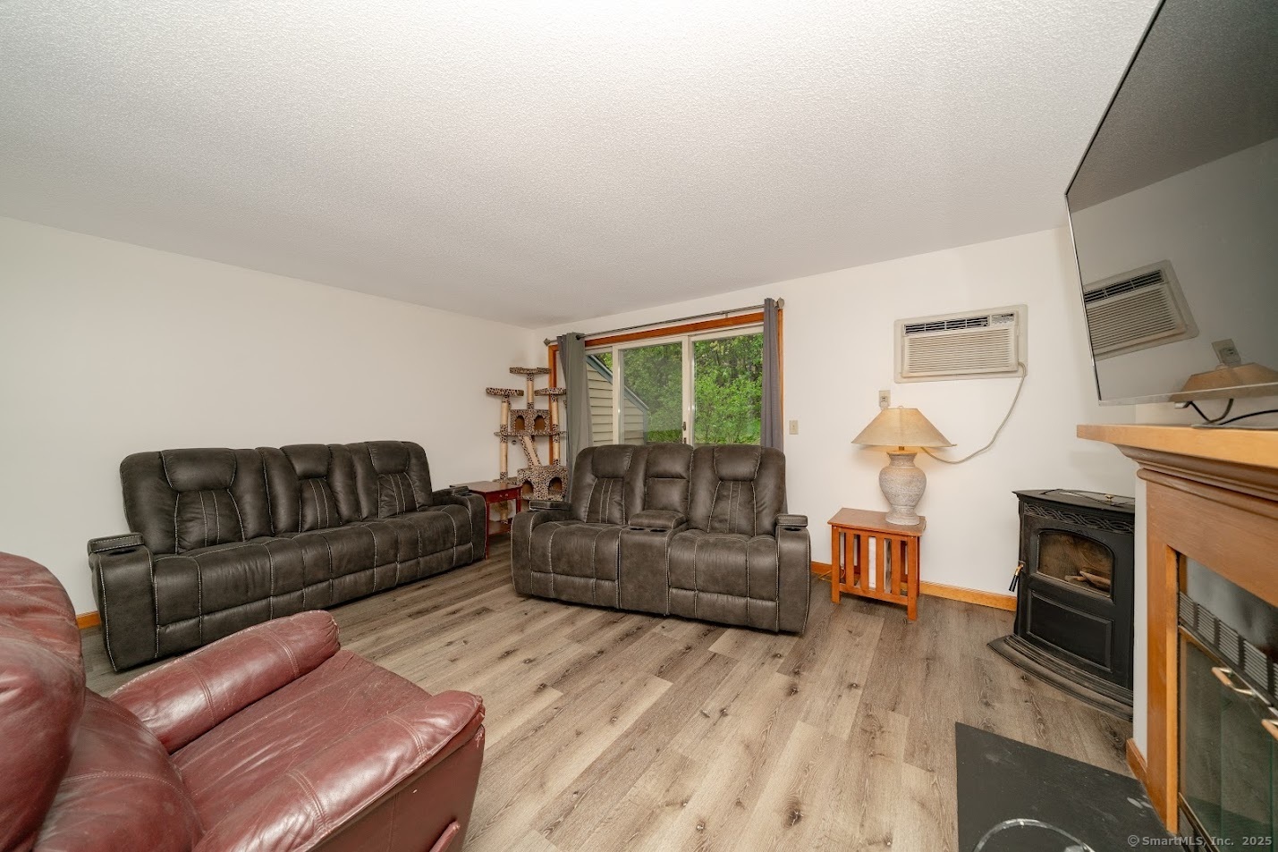46 Edgewood Street #APT 37, Stafford, Connecticut image 13
