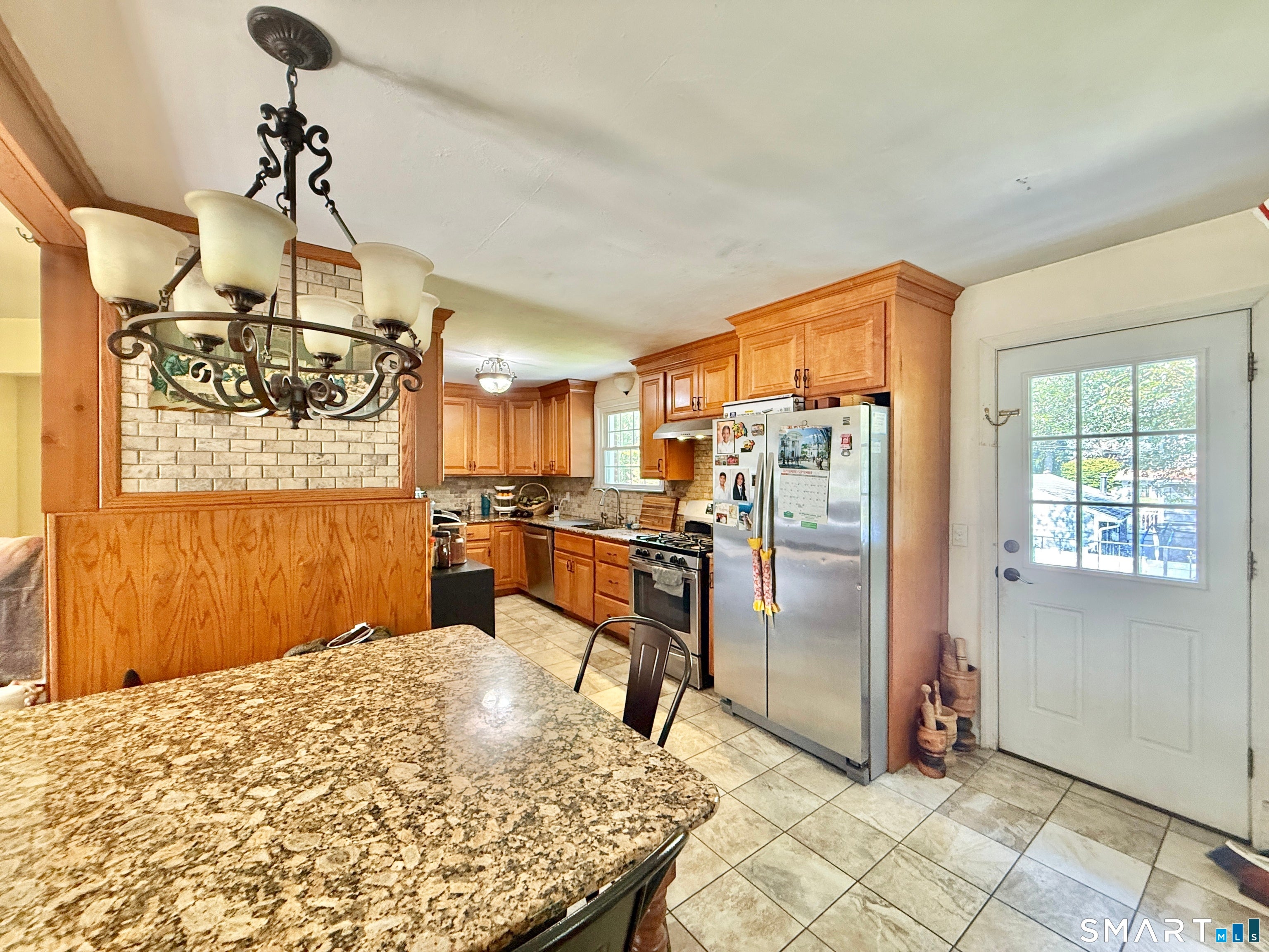 406 Lakeside Drive