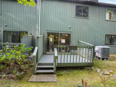 Tiny photo for 123 Old Belden Hill Road #APT 40, Norwalk, CT 06850 (MLS # 24152898)