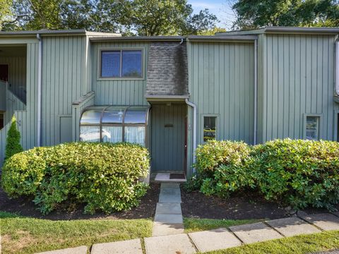 123 Old Belden Hill Road APT 40 Norwalk CT 06850