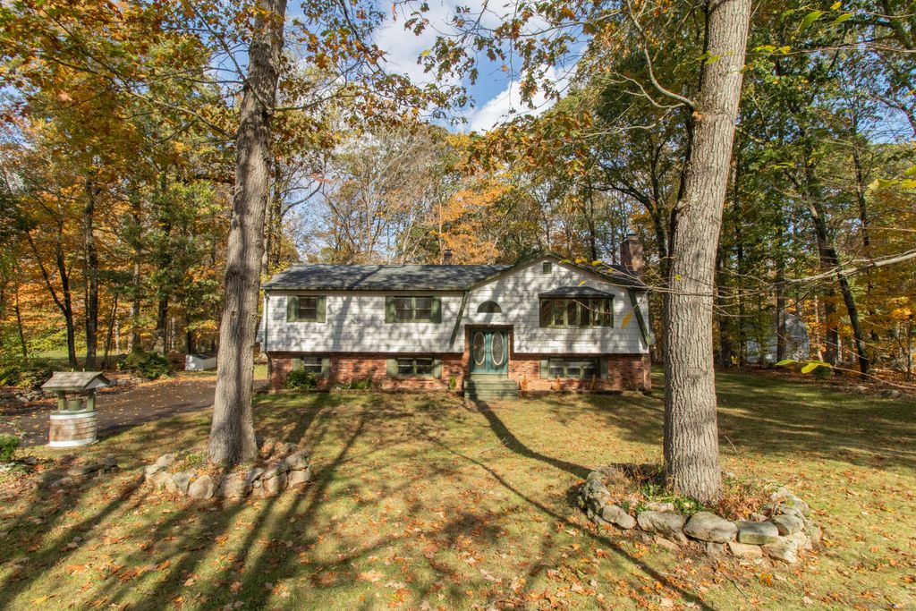 Photo of 241 Jefferson Drive, Guilford, CT 06437 (MLS # 24134800)
