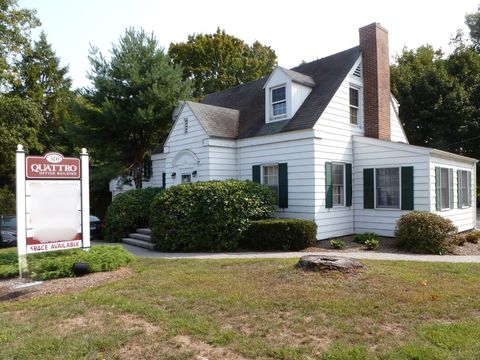 Photo of 324 Albany Turnpike, Canton, CT 06019 (MLS # 24141476)