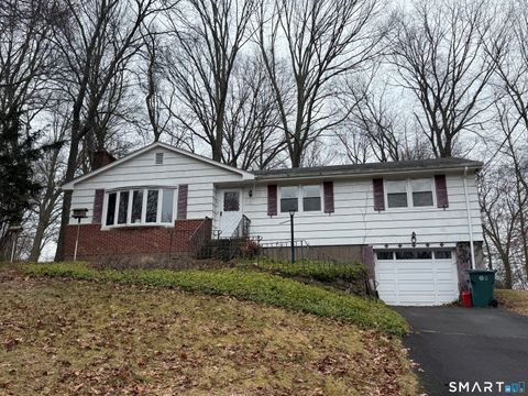 Photo of 46 Forest Court N, Hamden, CT 06518 (MLS # 24148961)