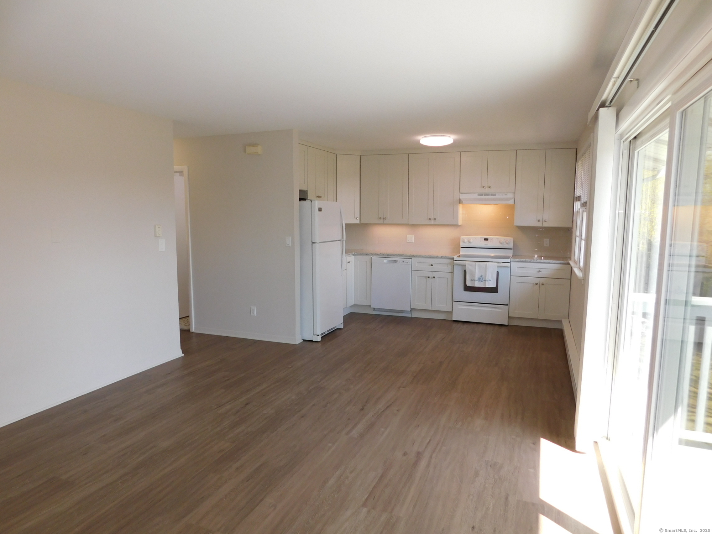 21 Hillside Avenue B2