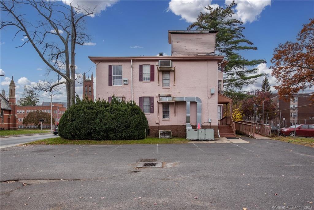 Hartford, Connecticut 06105, United States, ,Residential,Active,137726