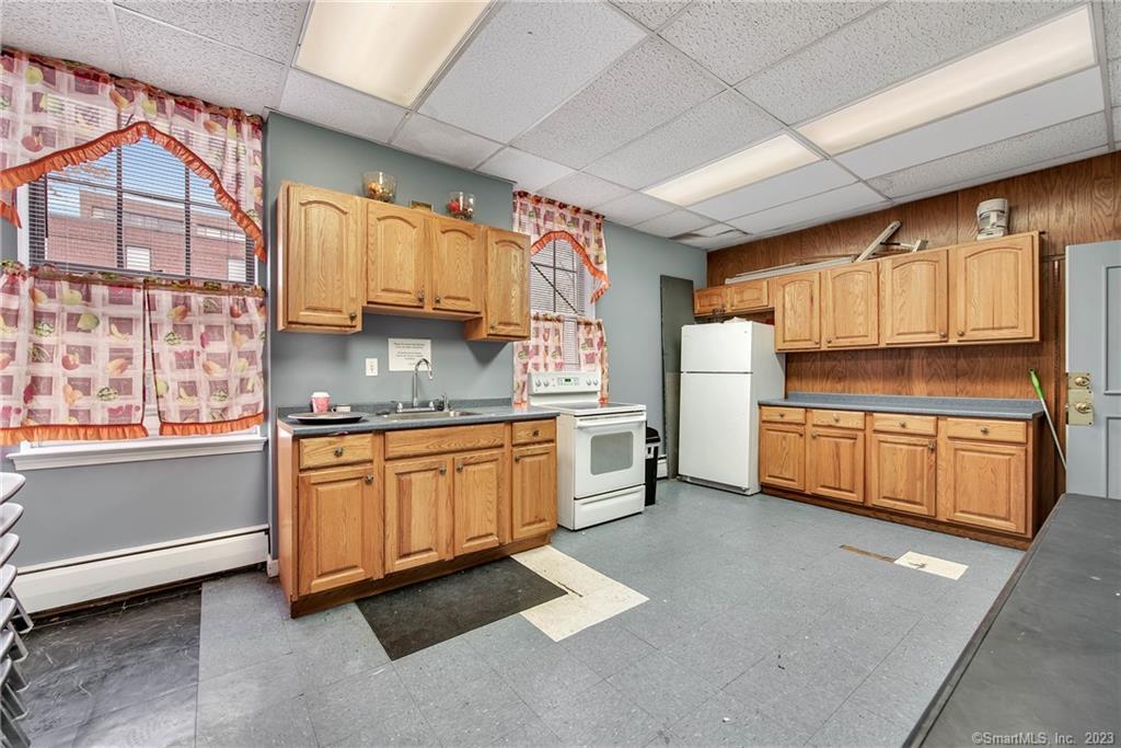 Hartford, Connecticut 06105, United States, ,Residential,Active,137726