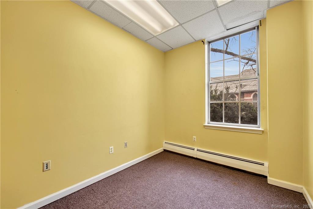 Hartford, Connecticut 06105, United States, ,Residential,Active,137726