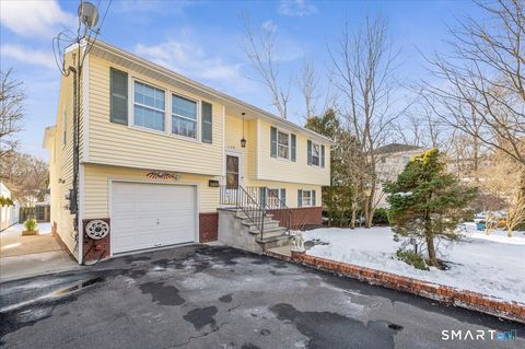 Tiny photo for 130 Mulberry Street, Stamford, CT 06907 (MLS # 24150631)
