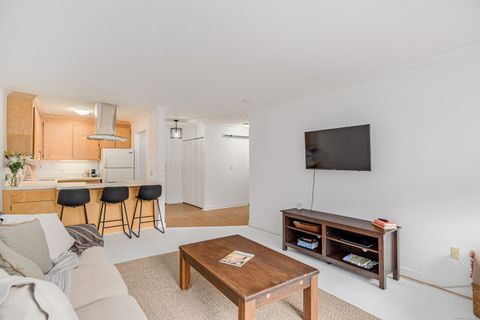 MLS: 24083777