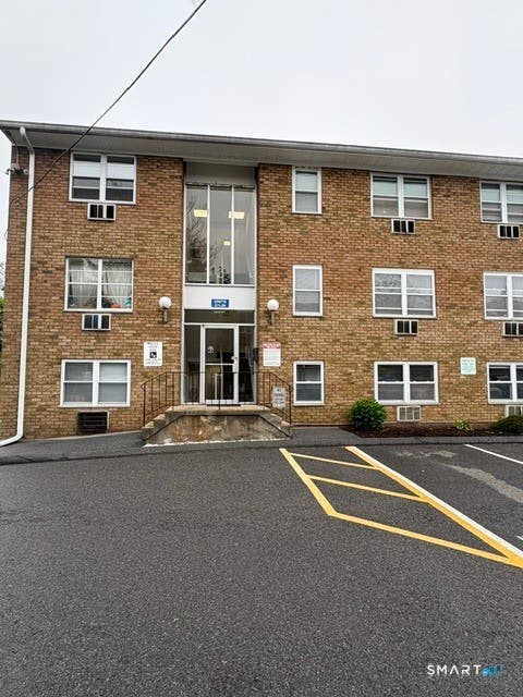 Photo of 1 Walter Avenue #23, Norwalk, CT 06851 (MLS # 24184792)