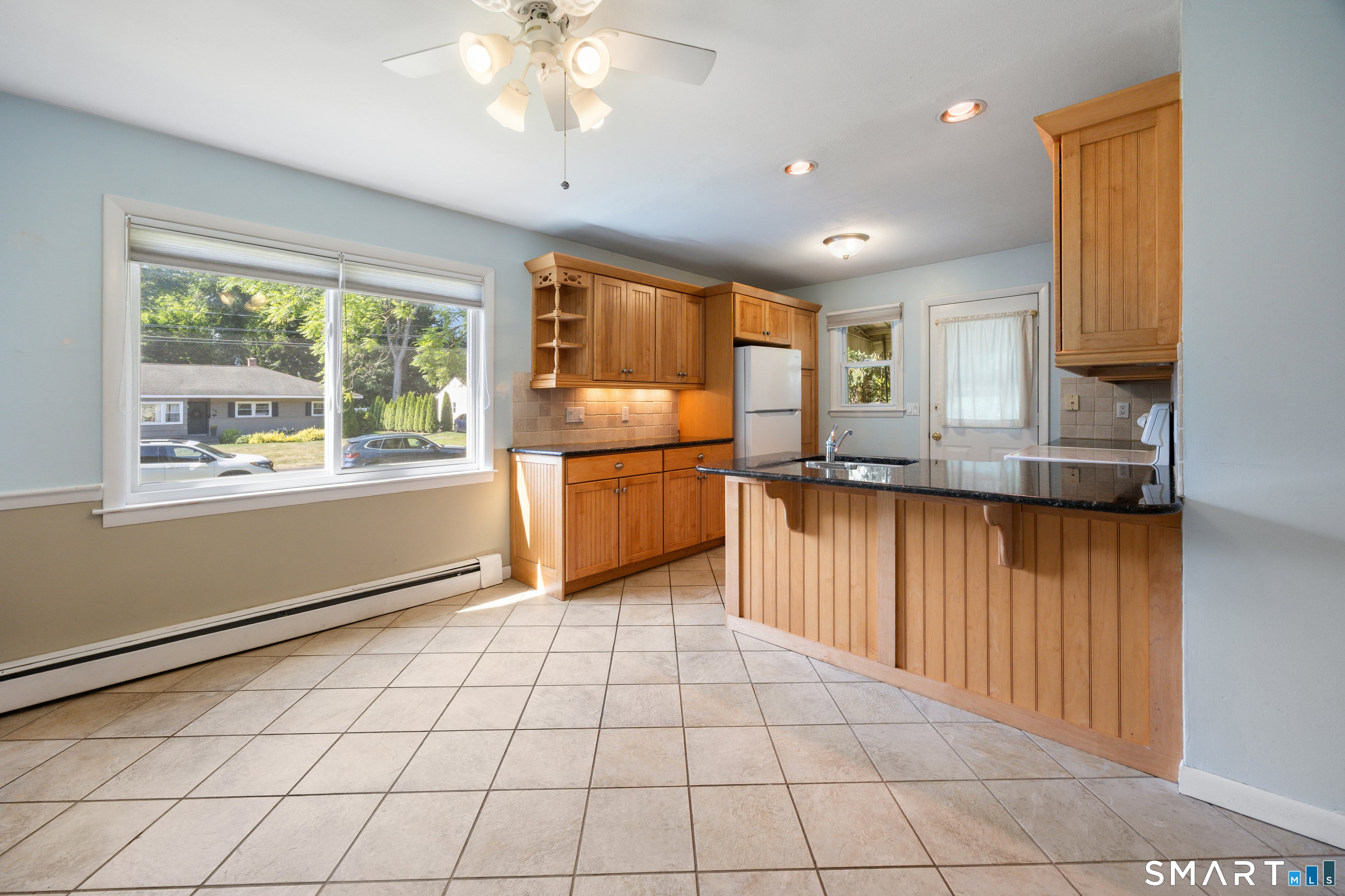 46 East Maxwell Drive