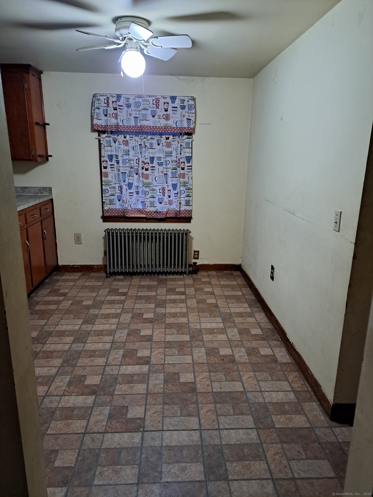 407 Laurel Hill Avenue, Norwich, Connecticut image 6