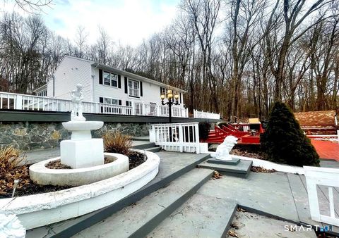 Photo of 112 Woodbine Street #1st, Naugatuck, CT 06770 (MLS # 24152250)