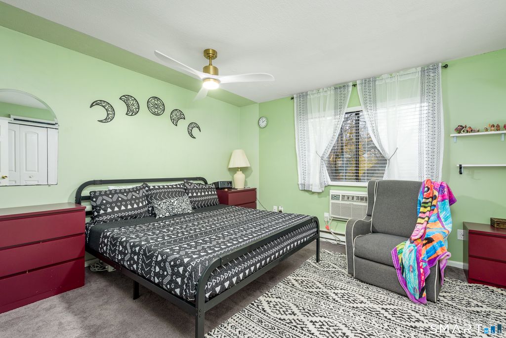 Photo of 181 Hicks Street #APT 2C, Meriden, CT 06450 (MLS # 24148699)