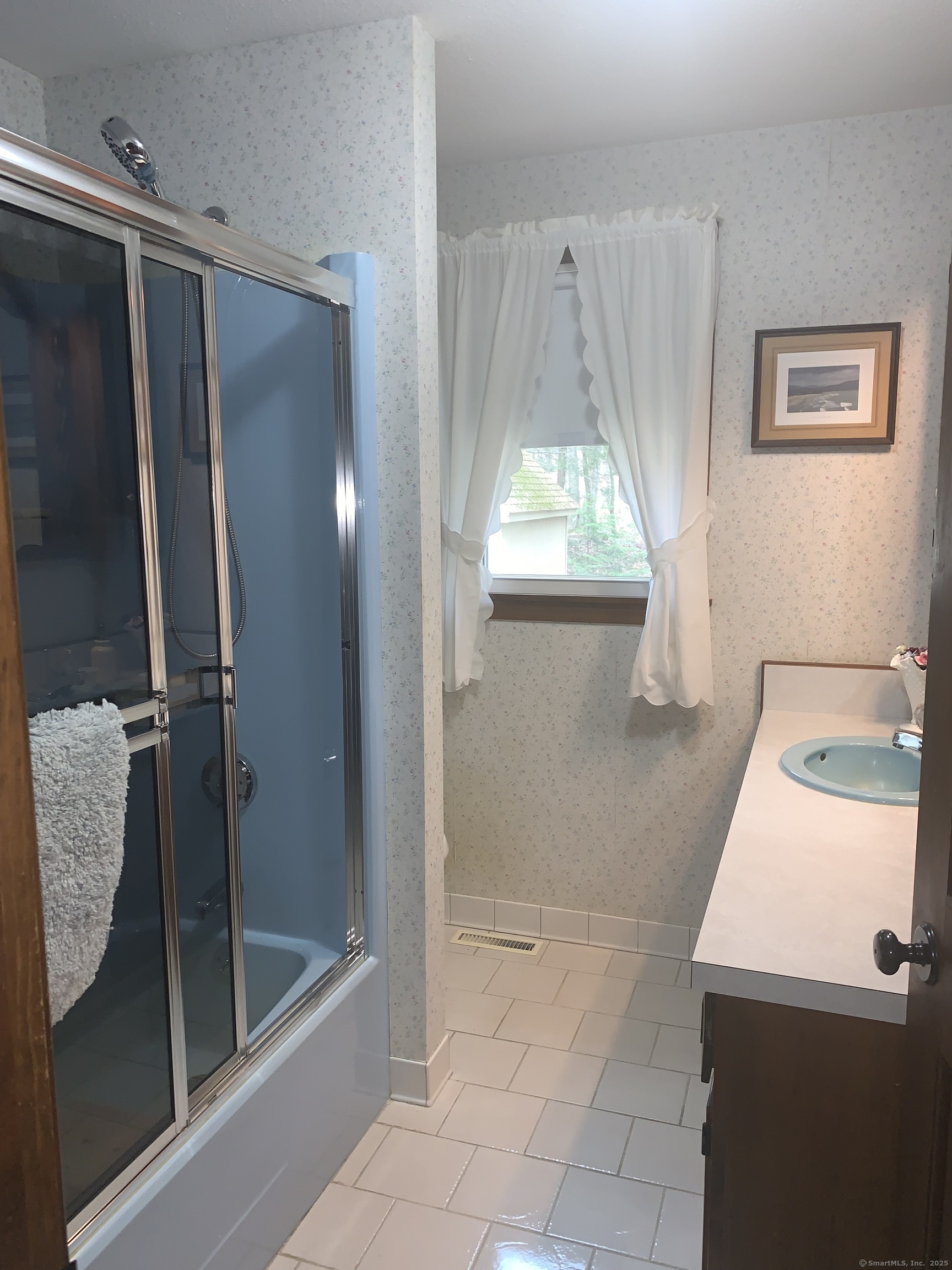 1 Forest Road, Stafford, Connecticut image 13