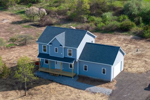 MLS: 24059899