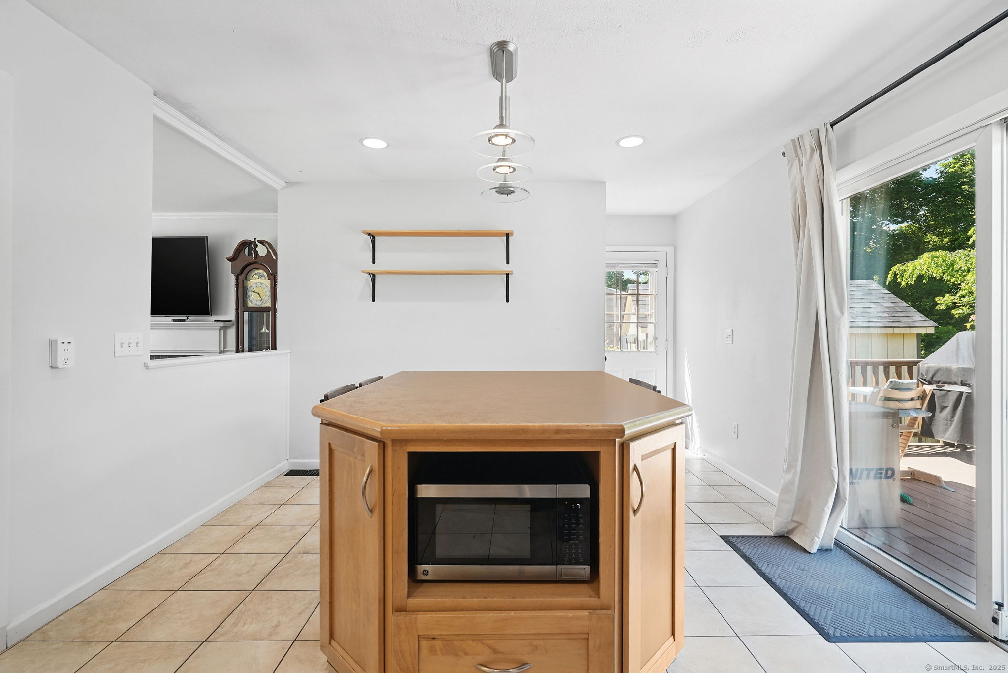 9 Waterhorse Brook Drive, Bethel, Connecticut image 12