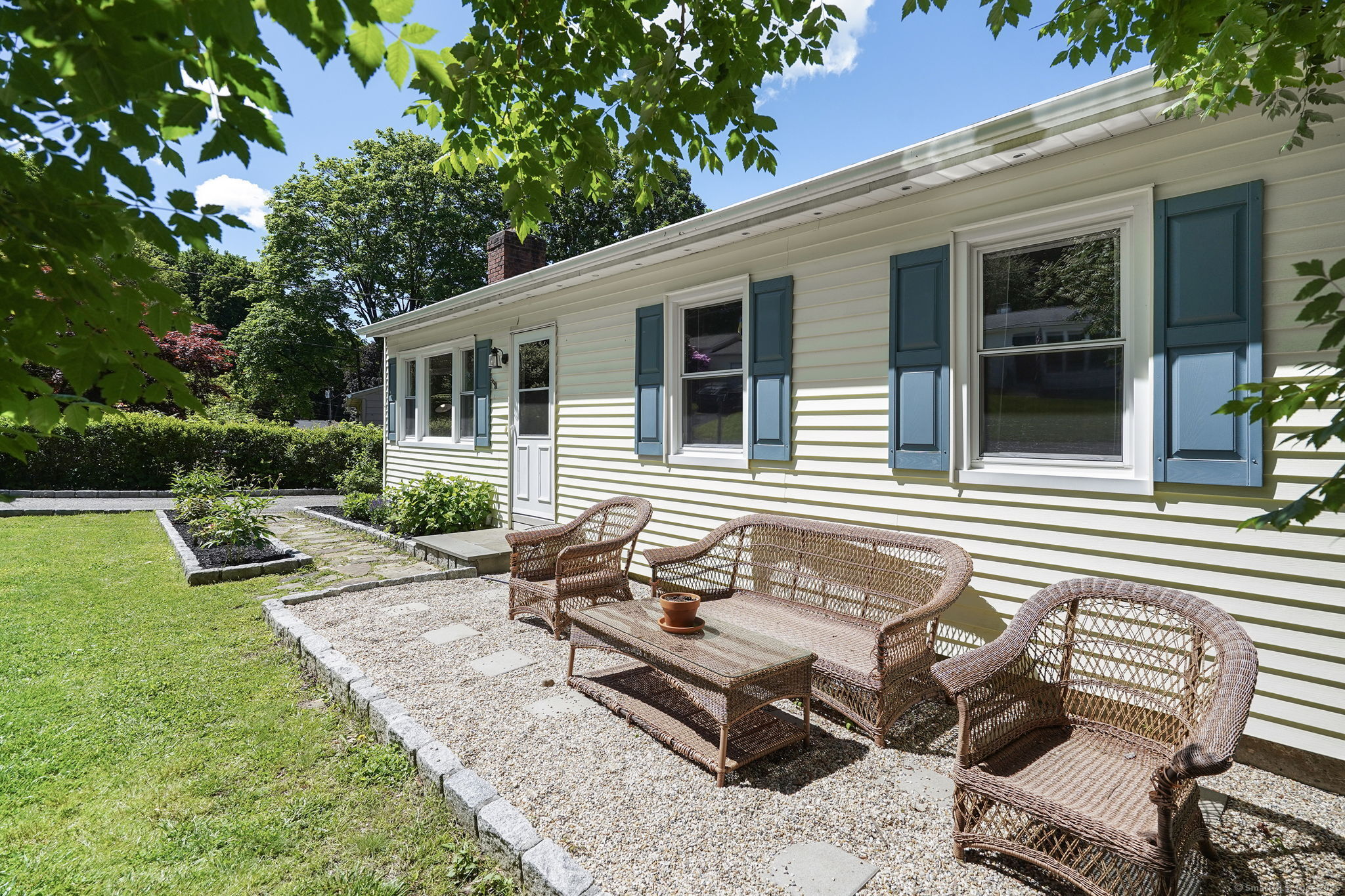 9 Waterhorse Brook Drive