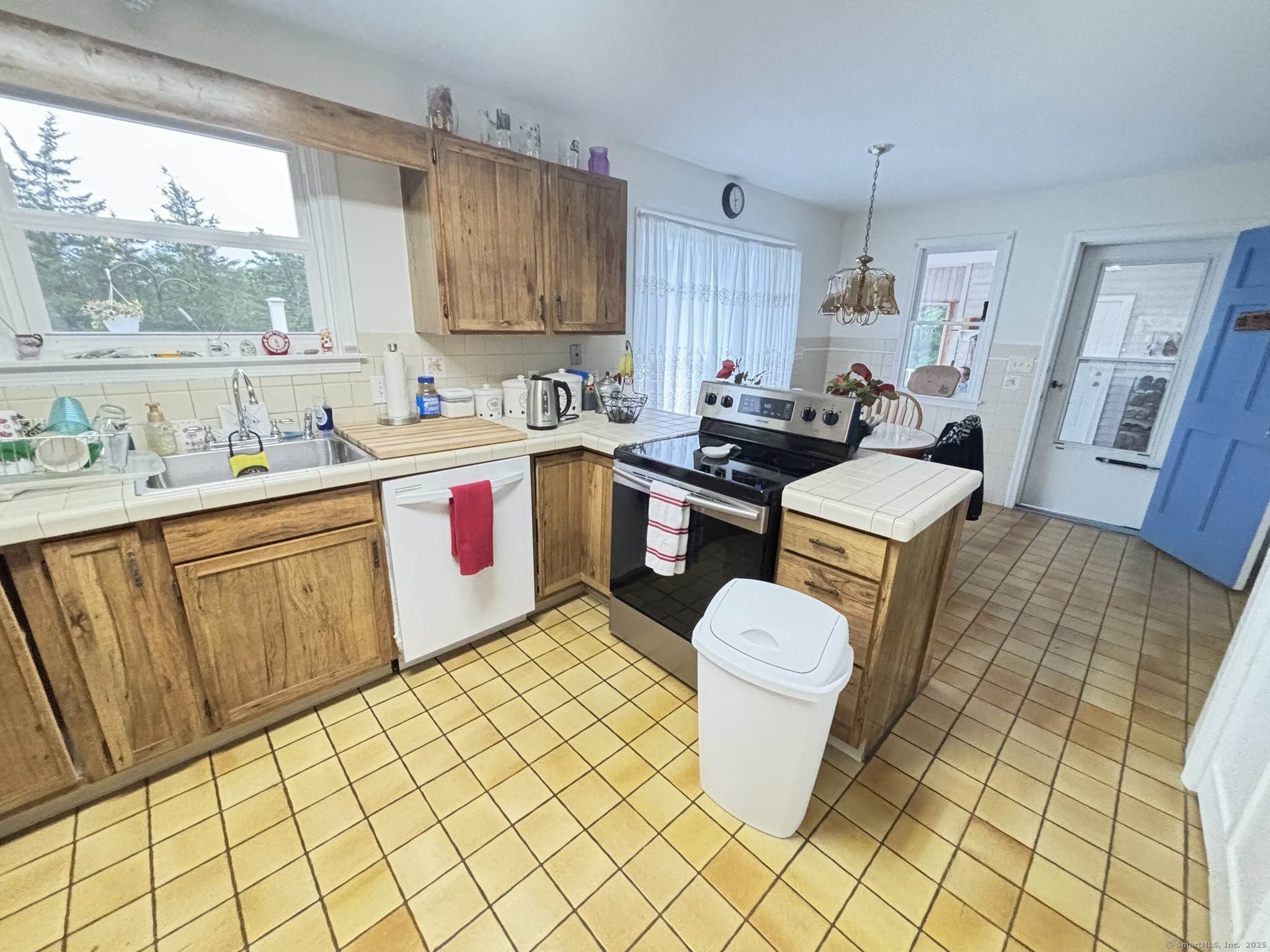 78 Knollwood Road, Bethany, Connecticut image 17