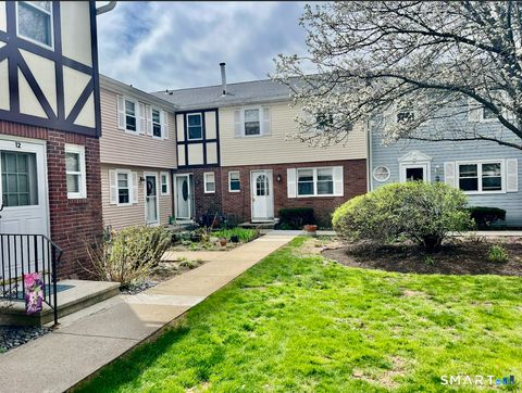 16 East Gate Lane 16 Hamden CT 06514