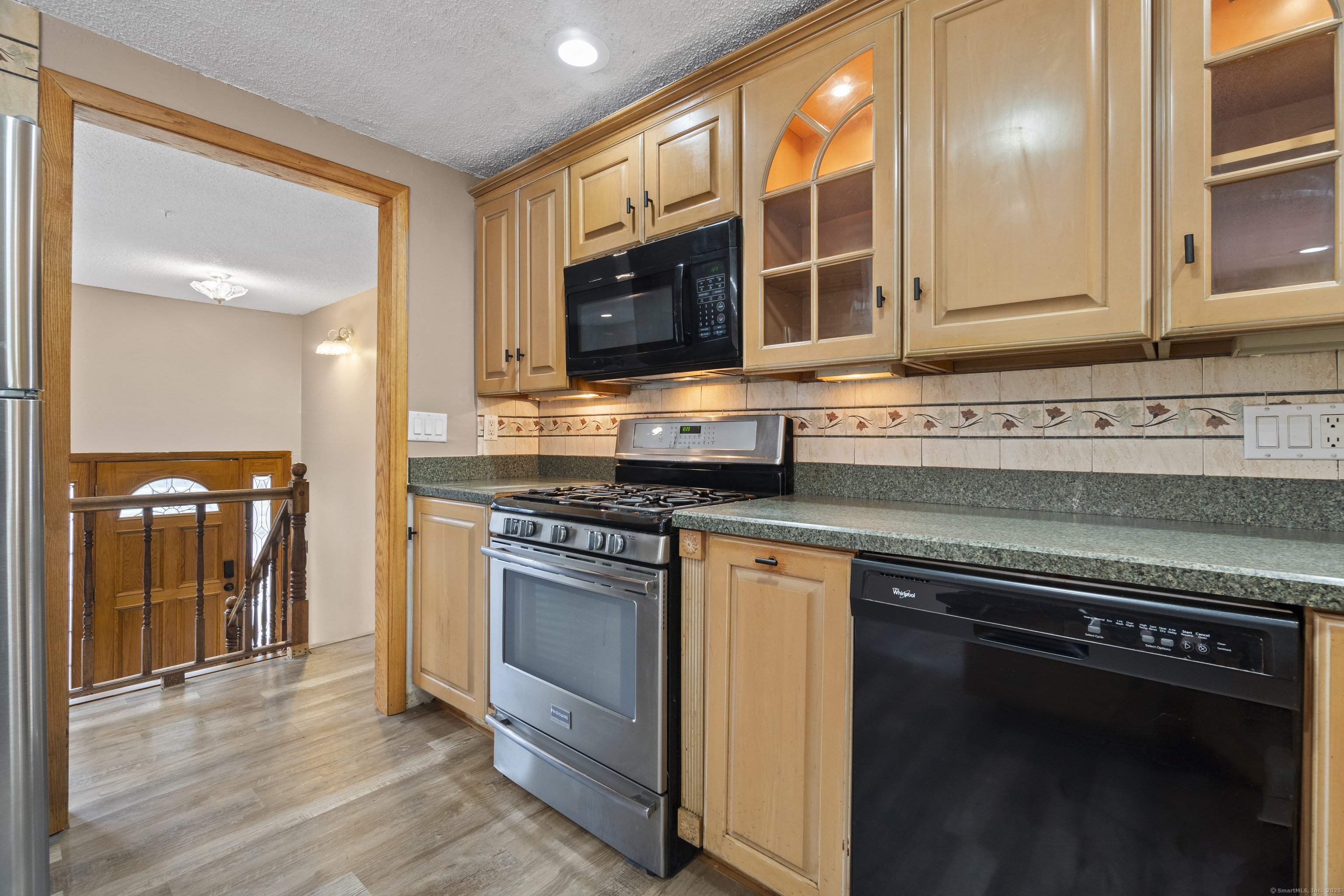 59 Swampscott Street, West Haven, Connecticut image 9