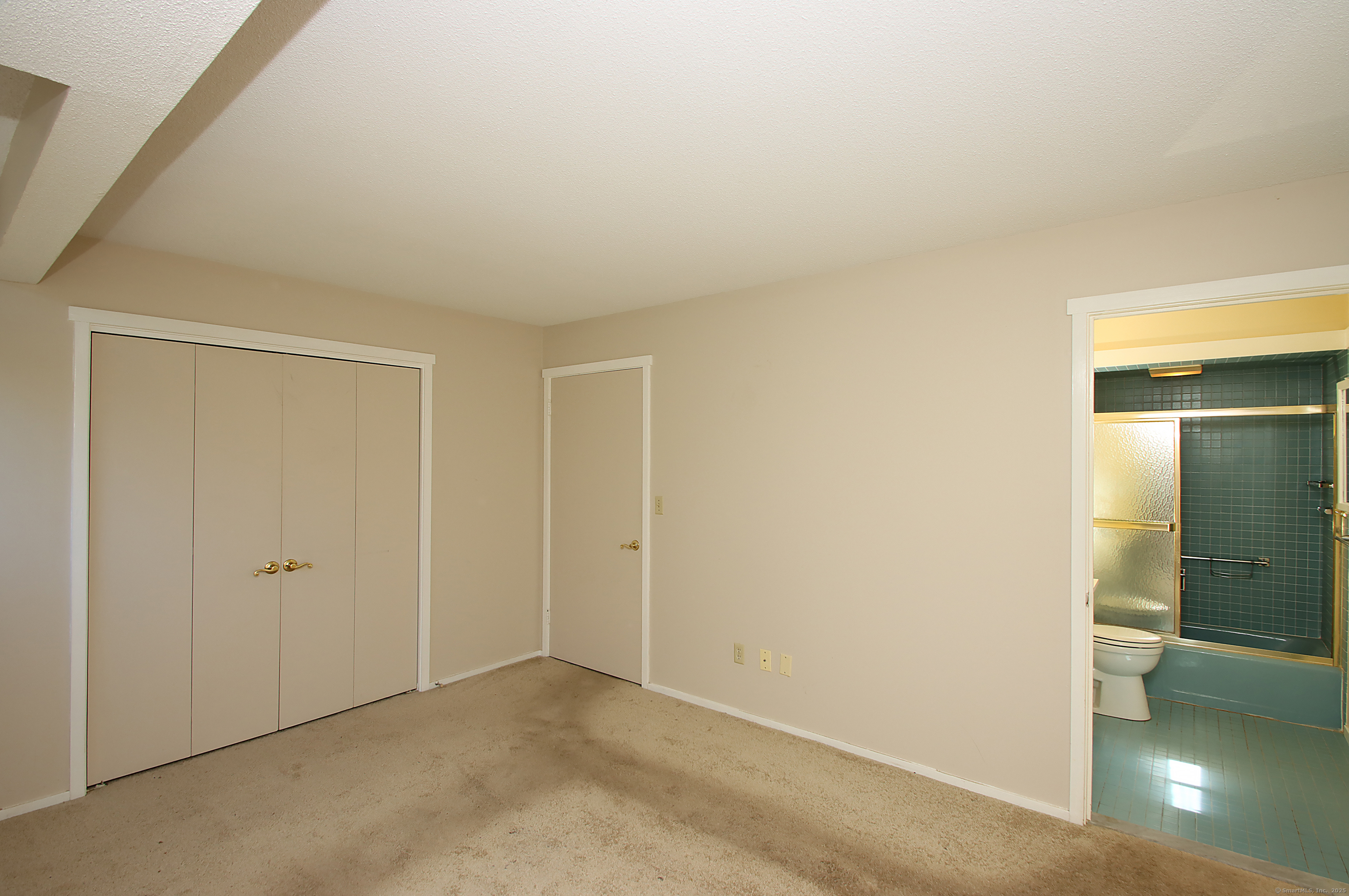 225 South Durkee Hill Lane #E, Southbury, Connecticut image 15