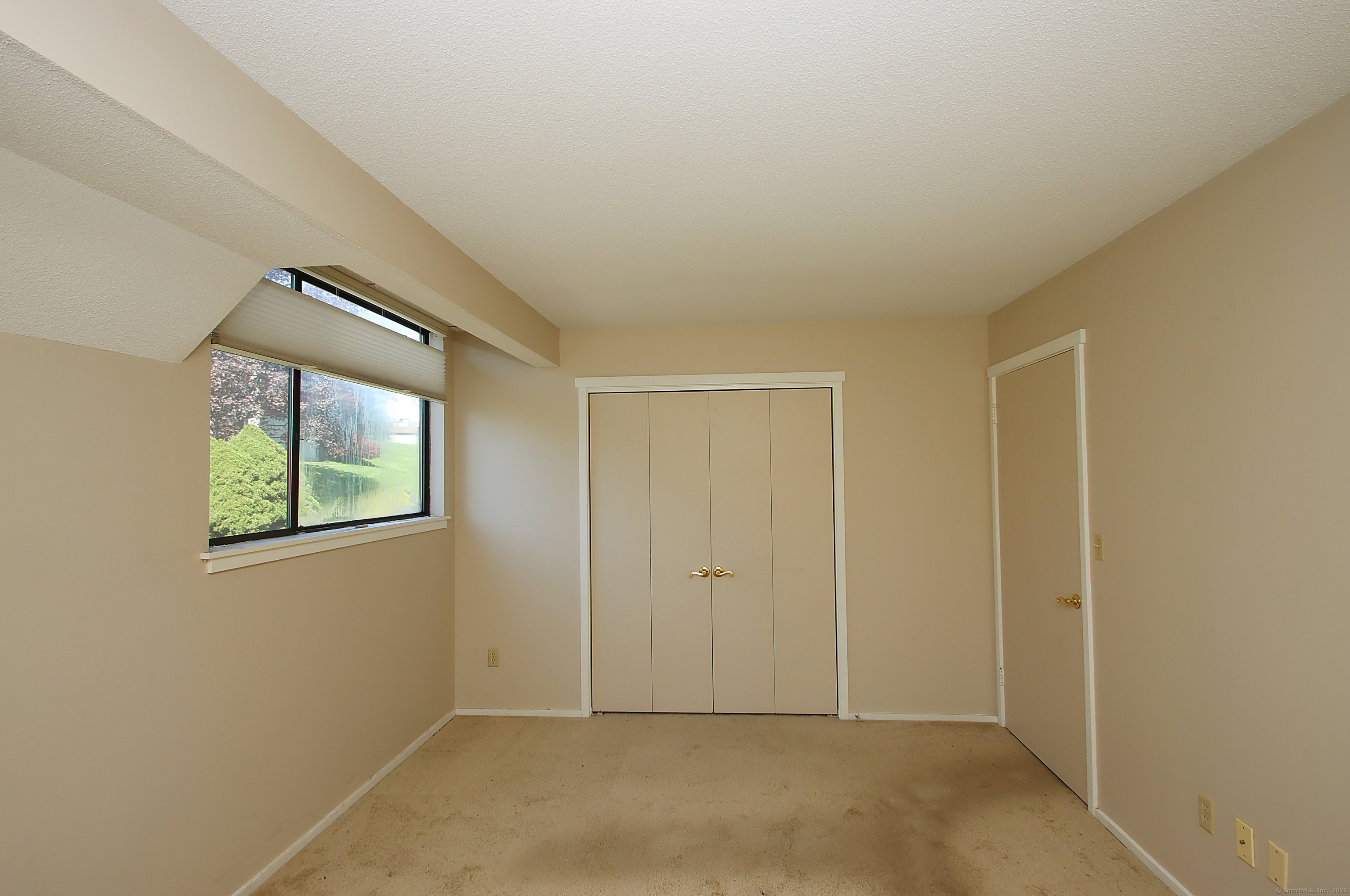 225 South Durkee Hill Lane #E, Southbury, Connecticut image 16