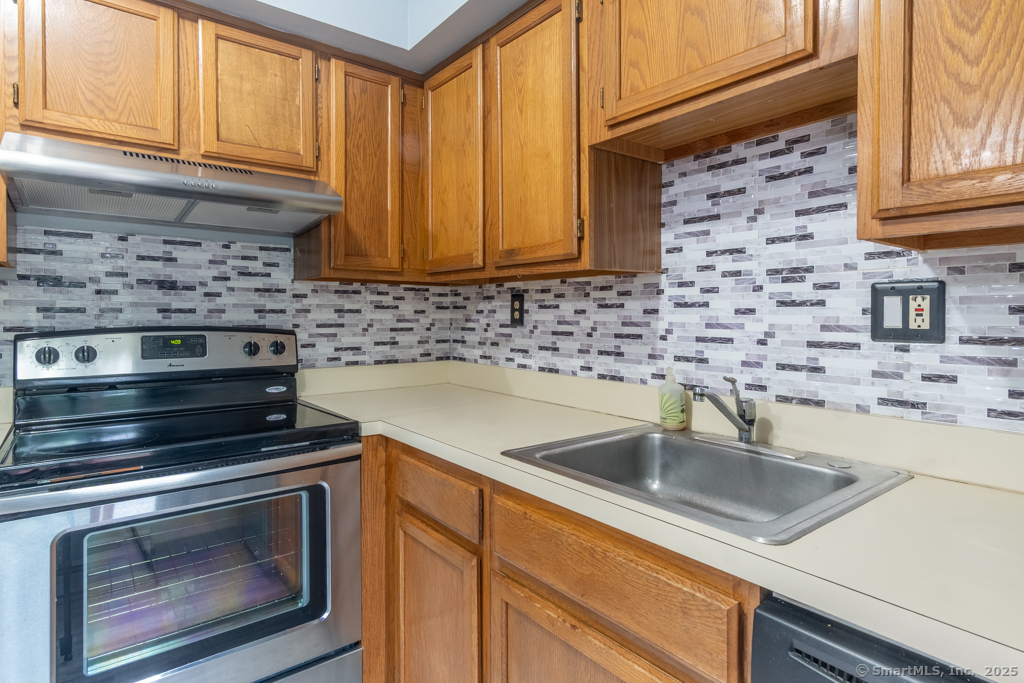 80 Candlewood Drive 80