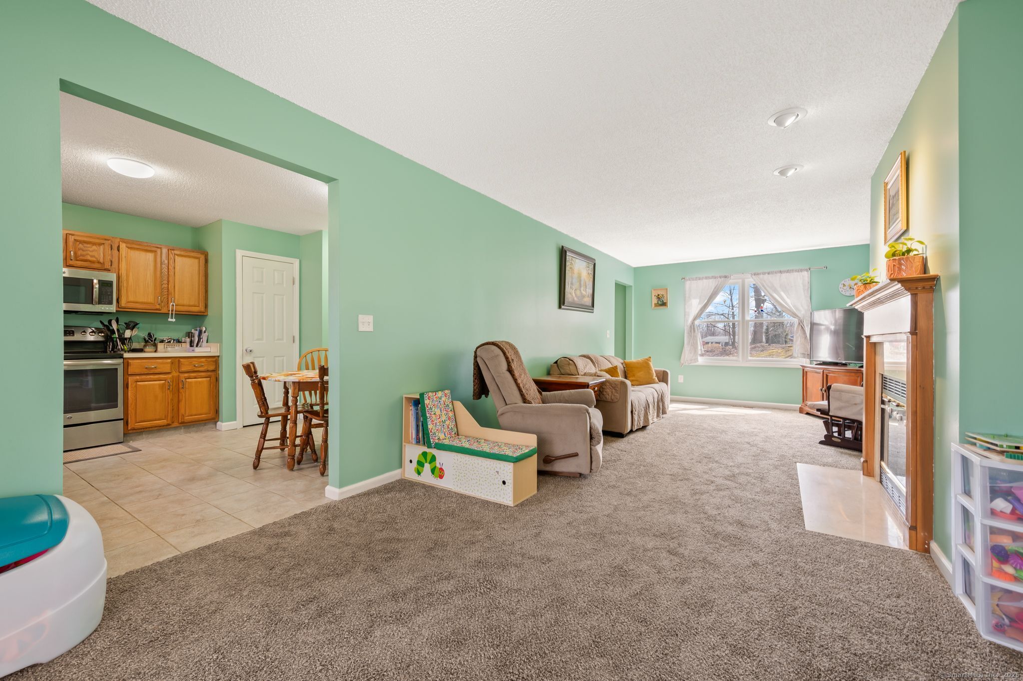375 Dunfey Lane #375, Windsor, Connecticut image 6