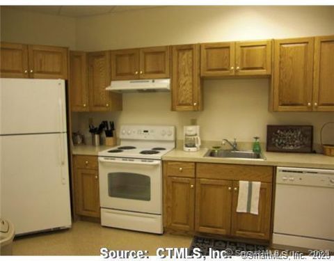 Tiny photo for 171 Laurel Street #429, Bristol, CT 06010 (MLS # 24141559)