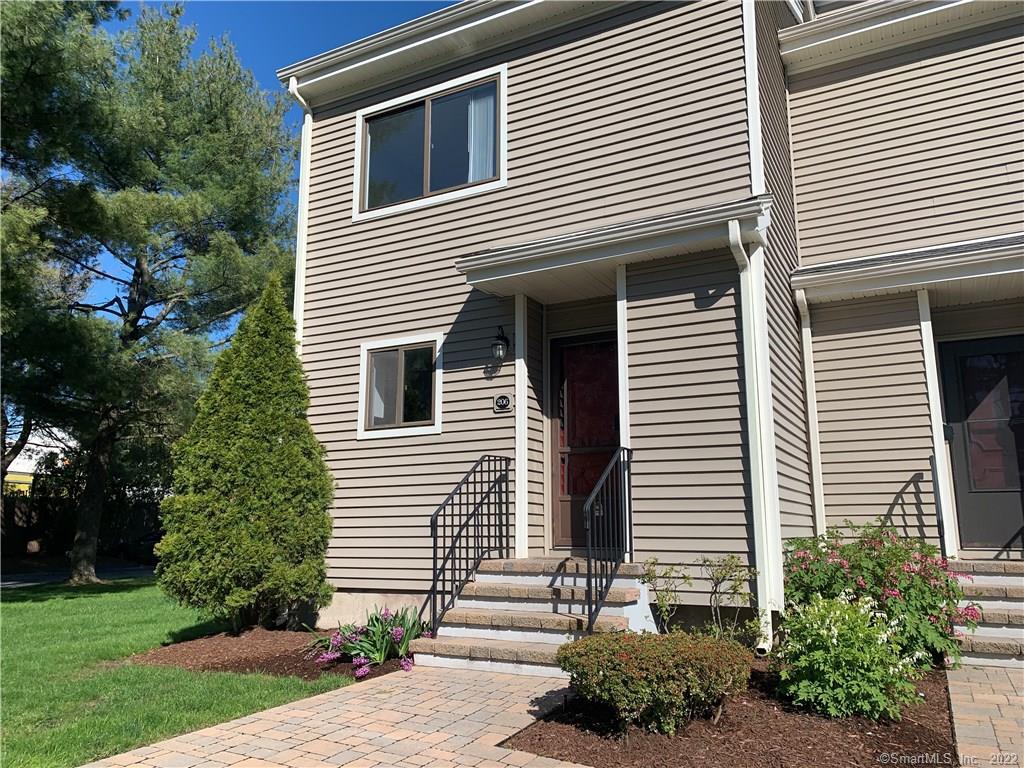 Photo 1 of 206 Melody Lane, Fairfield, Connecticut, $2,600, Web #: 170284156