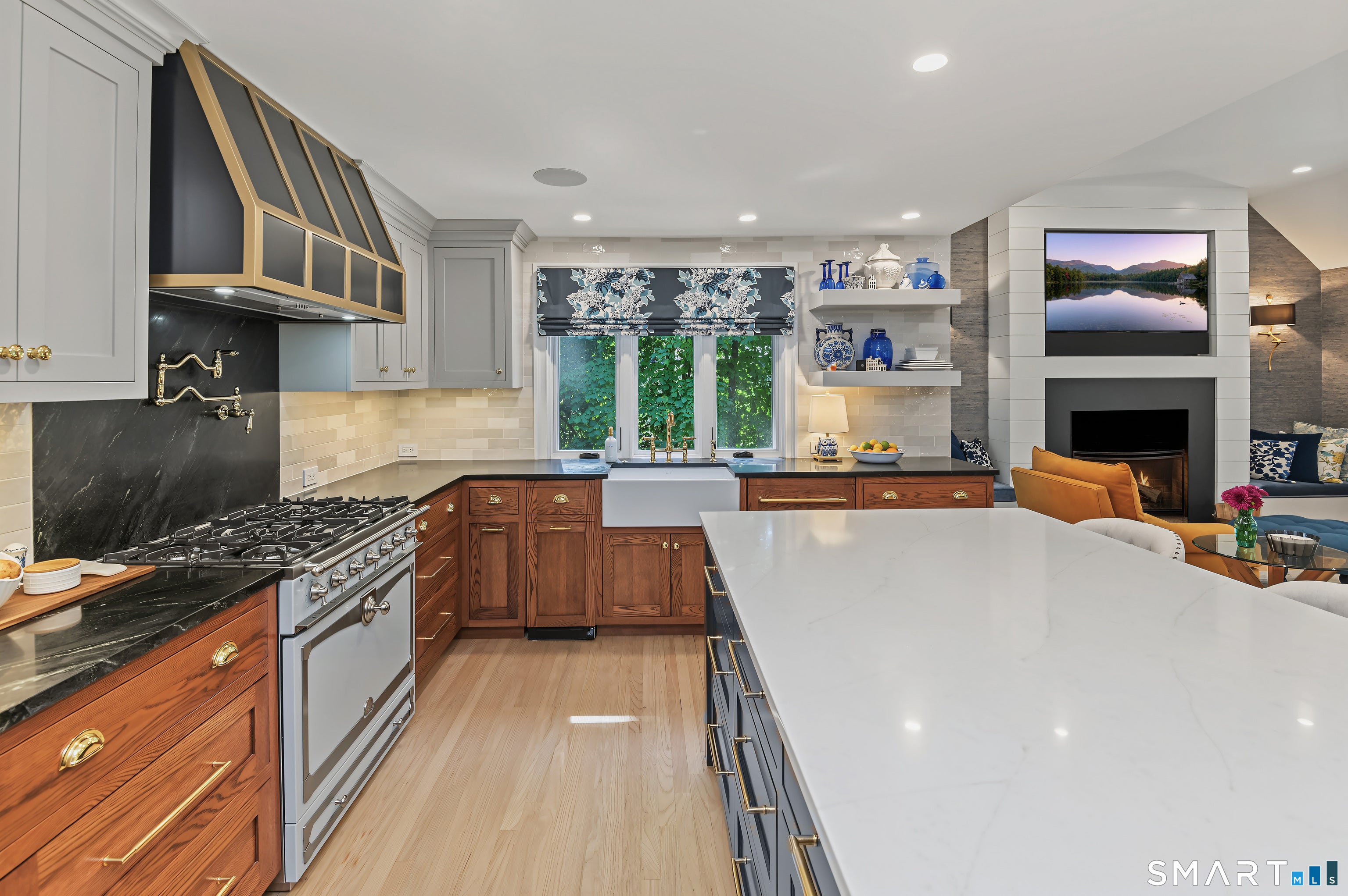 20 Strawberry Ridge Road