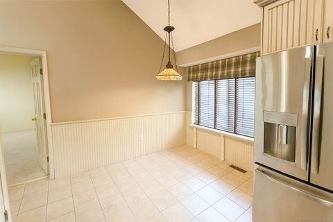 Tiny photo for 28 Edgewood Court #28, Simsbury, CT 06070 (MLS # 24174525)