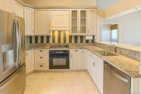Tiny photo for 28 Edgewood Court #28, Simsbury, CT 06070 (MLS # 24174525)