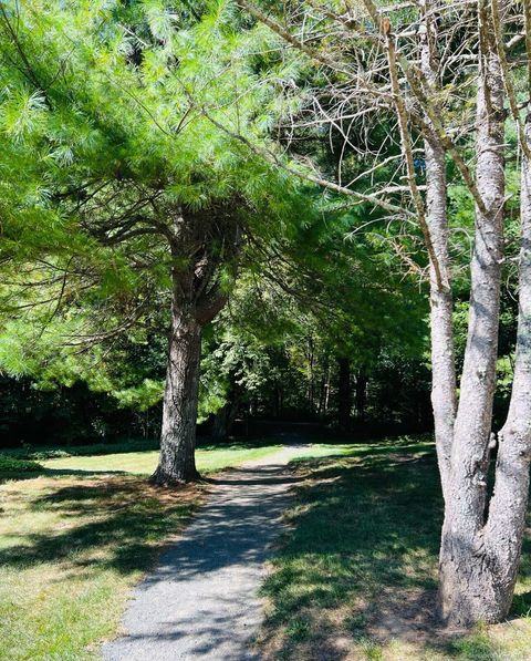 Tiny photo for 28 Edgewood Court #28, Simsbury, CT 06070 (MLS # 24174525)