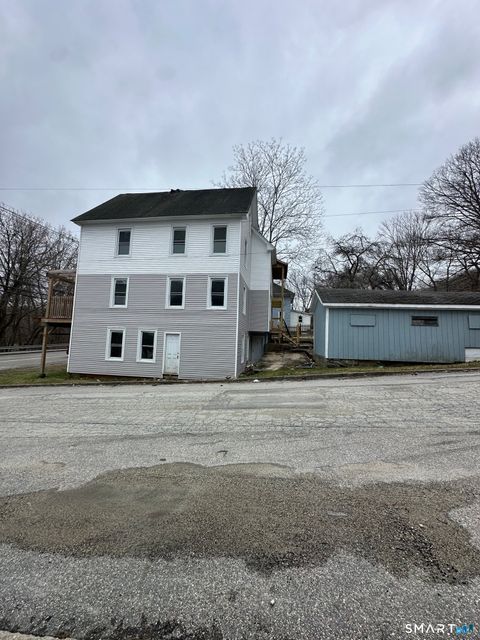 Multifamily For Sale - 104 Norwich Avenue<br/> Norwich, CT 06360
