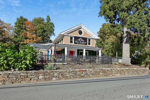 Photo for 18 Neumann Street