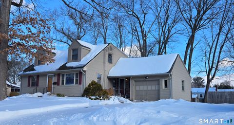 40 Beech Road Enfield CT 06082