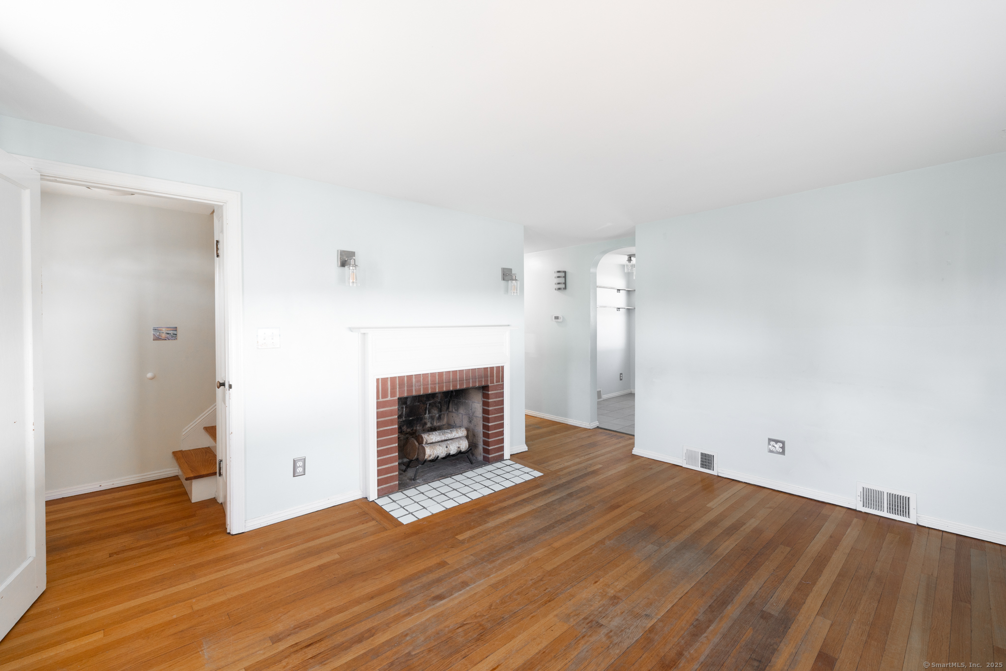 86 Lois Street, Bristol, Connecticut image 13