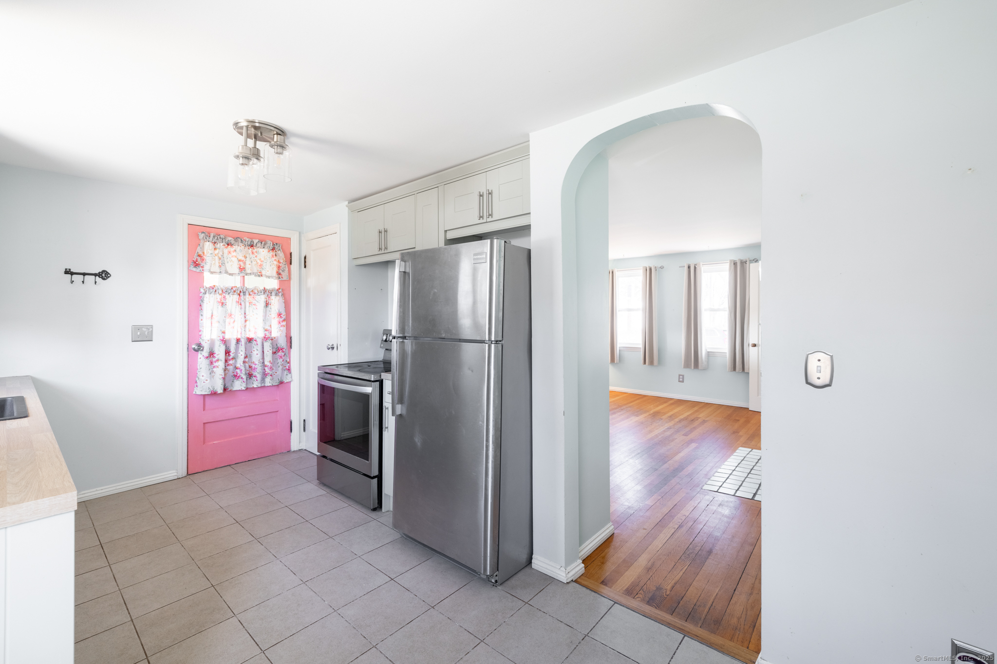 86 Lois Street, Bristol, Connecticut image 9