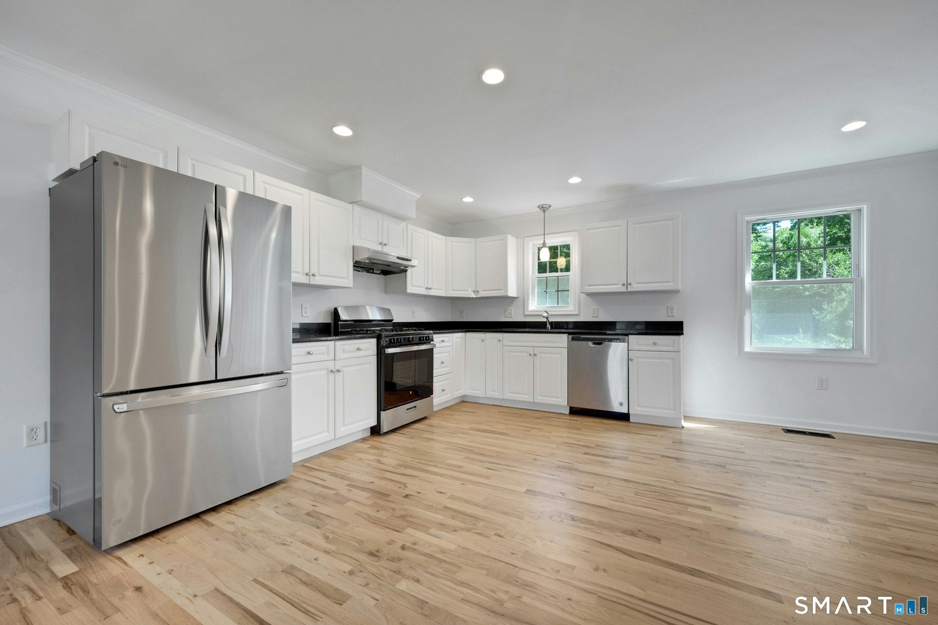 124 Pine Hill Avenue