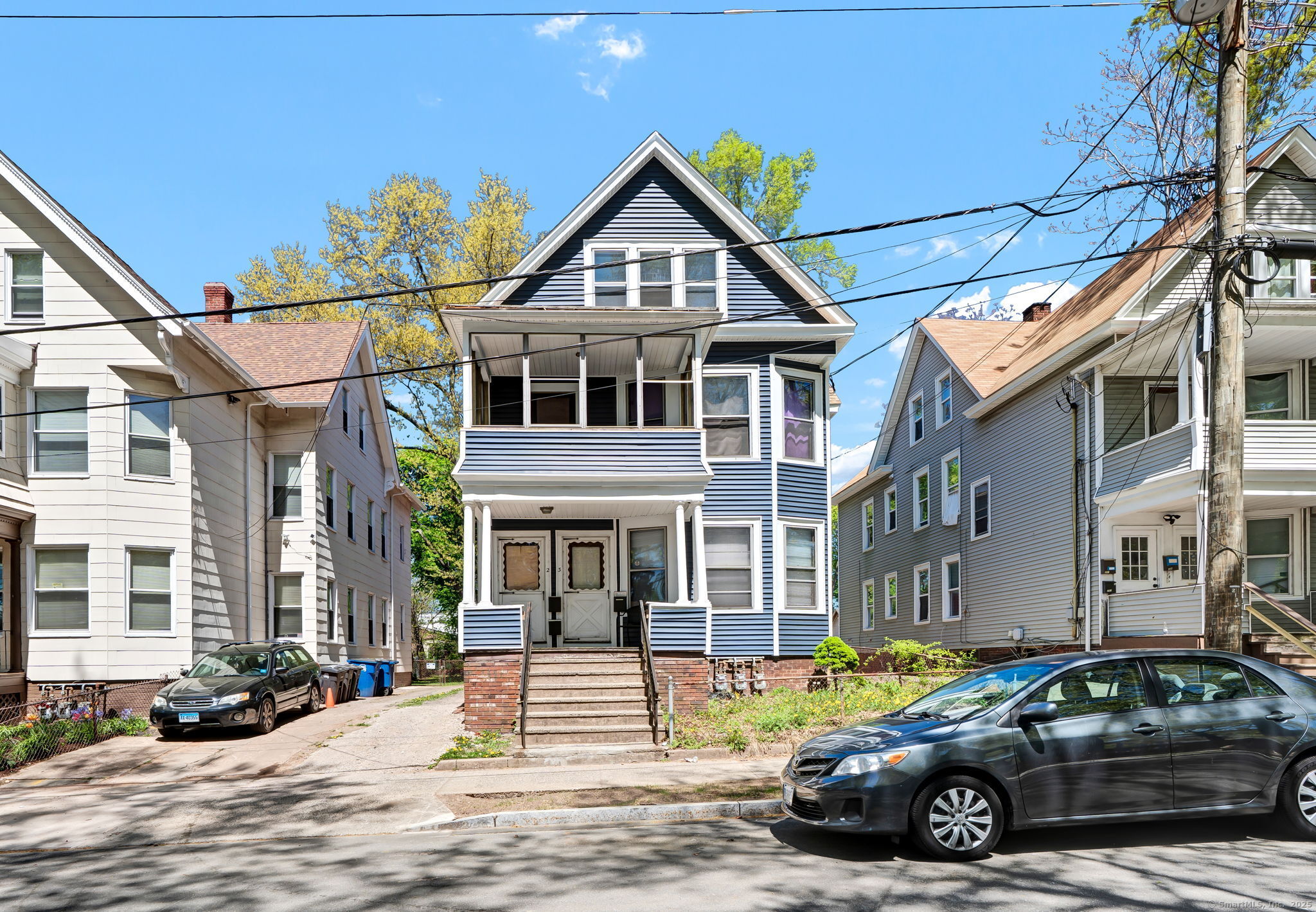 Rental Property at Chatham Street, New Haven, Connecticut - Bedrooms: 2 
Bathrooms: 1 
Rooms: 4  - $1,800 MO.