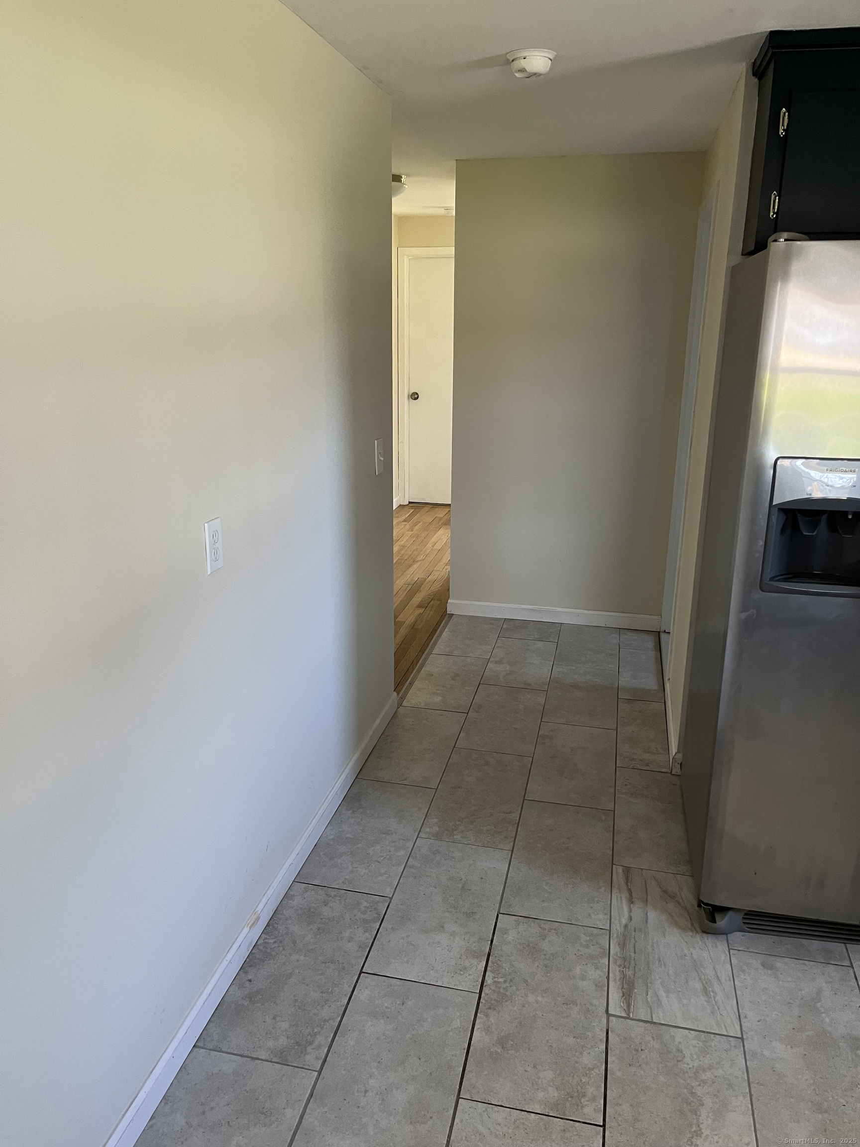 11 Briarcliff Drive, Windsor Locks, Connecticut image 7