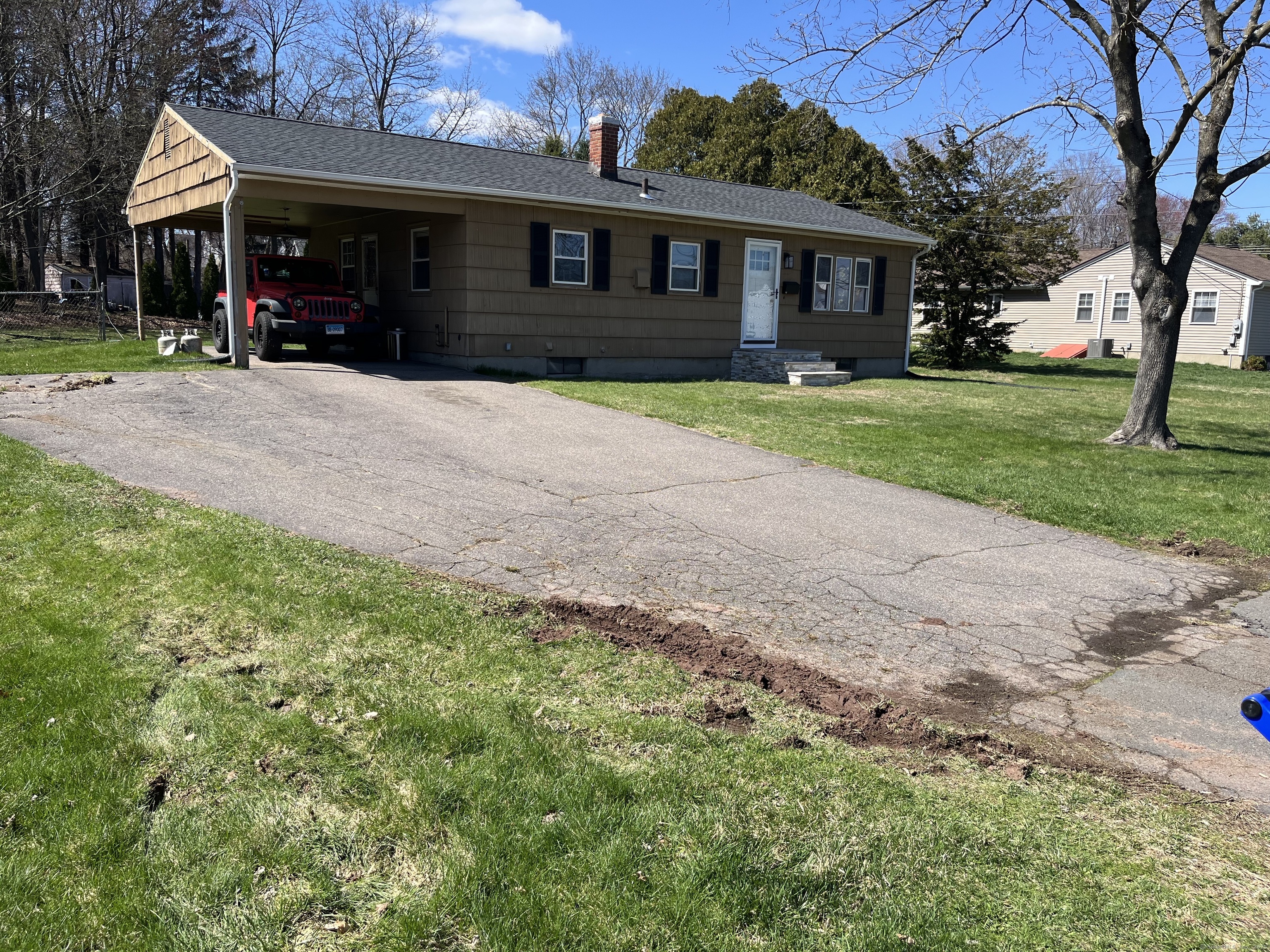 11 Briarcliff Drive, Windsor Locks, Connecticut image 2