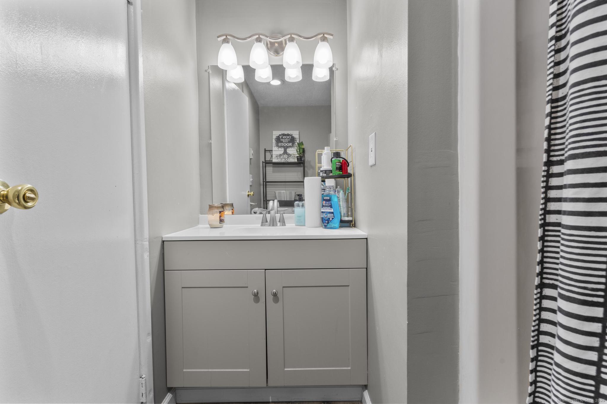 33 Burgundy Hill Lane #33, Middletown, Connecticut image 15