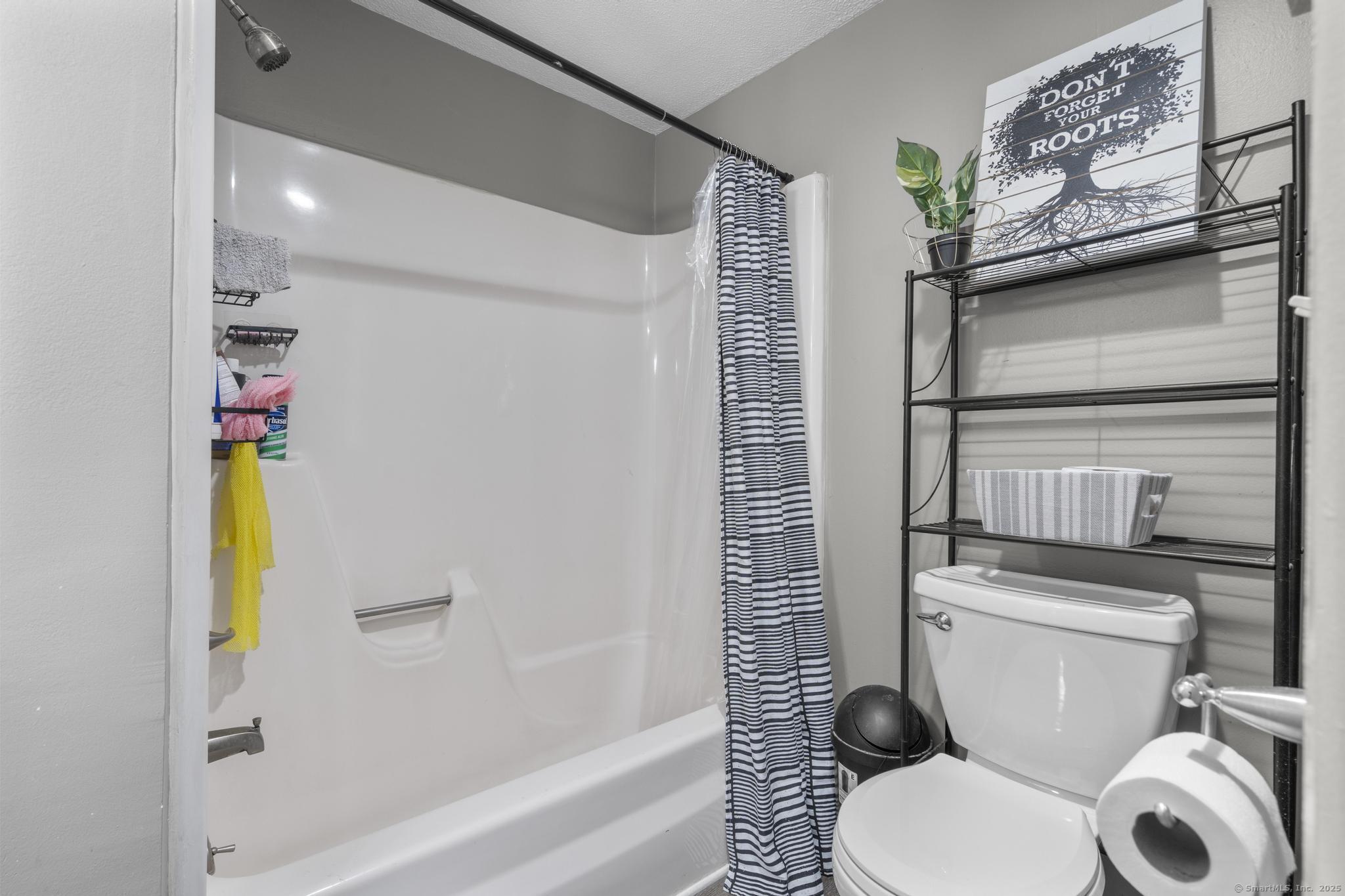 33 Burgundy Hill Lane #33, Middletown, Connecticut image 16