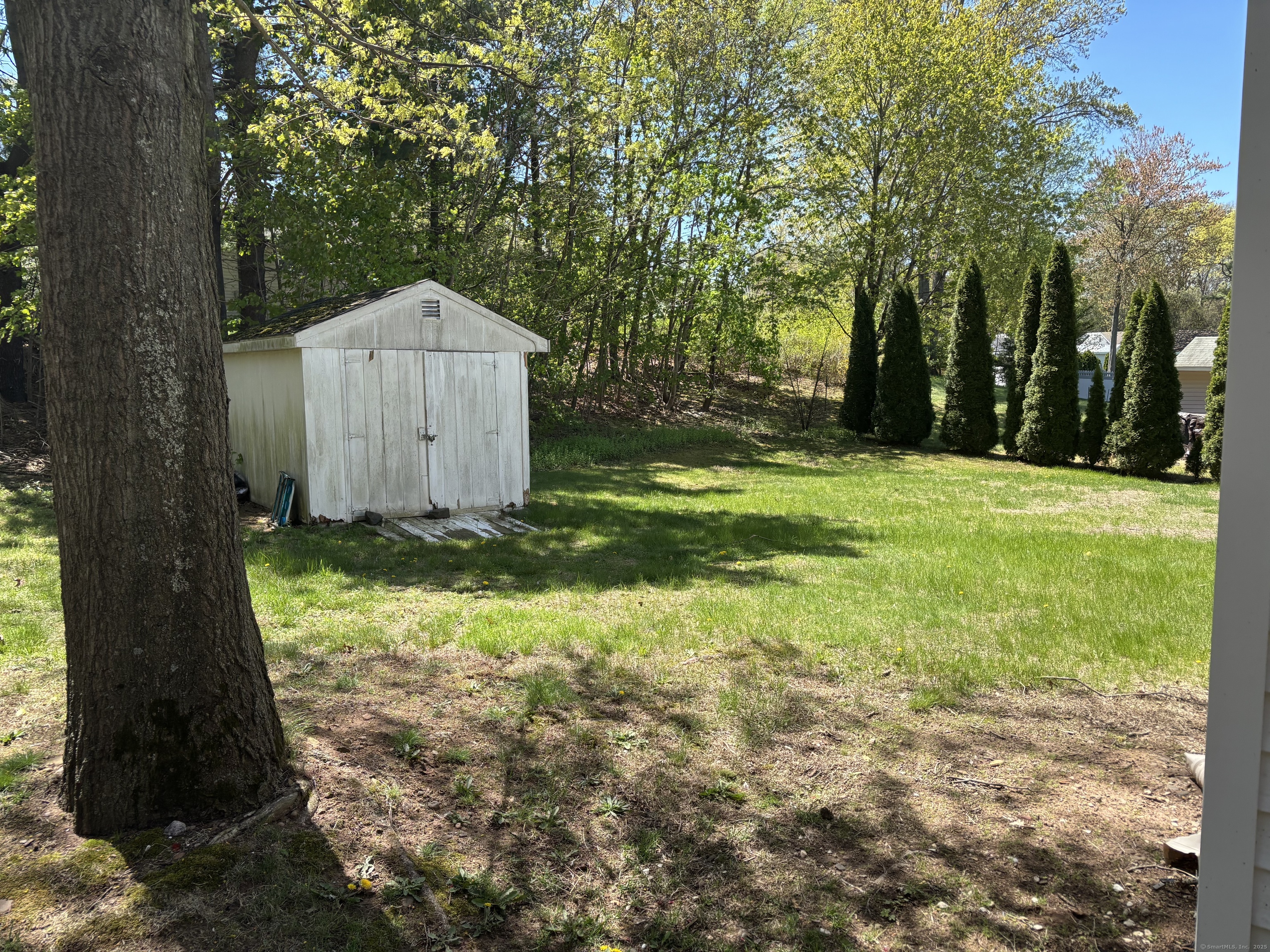 69 Bassett Road, North Haven, Connecticut image 14