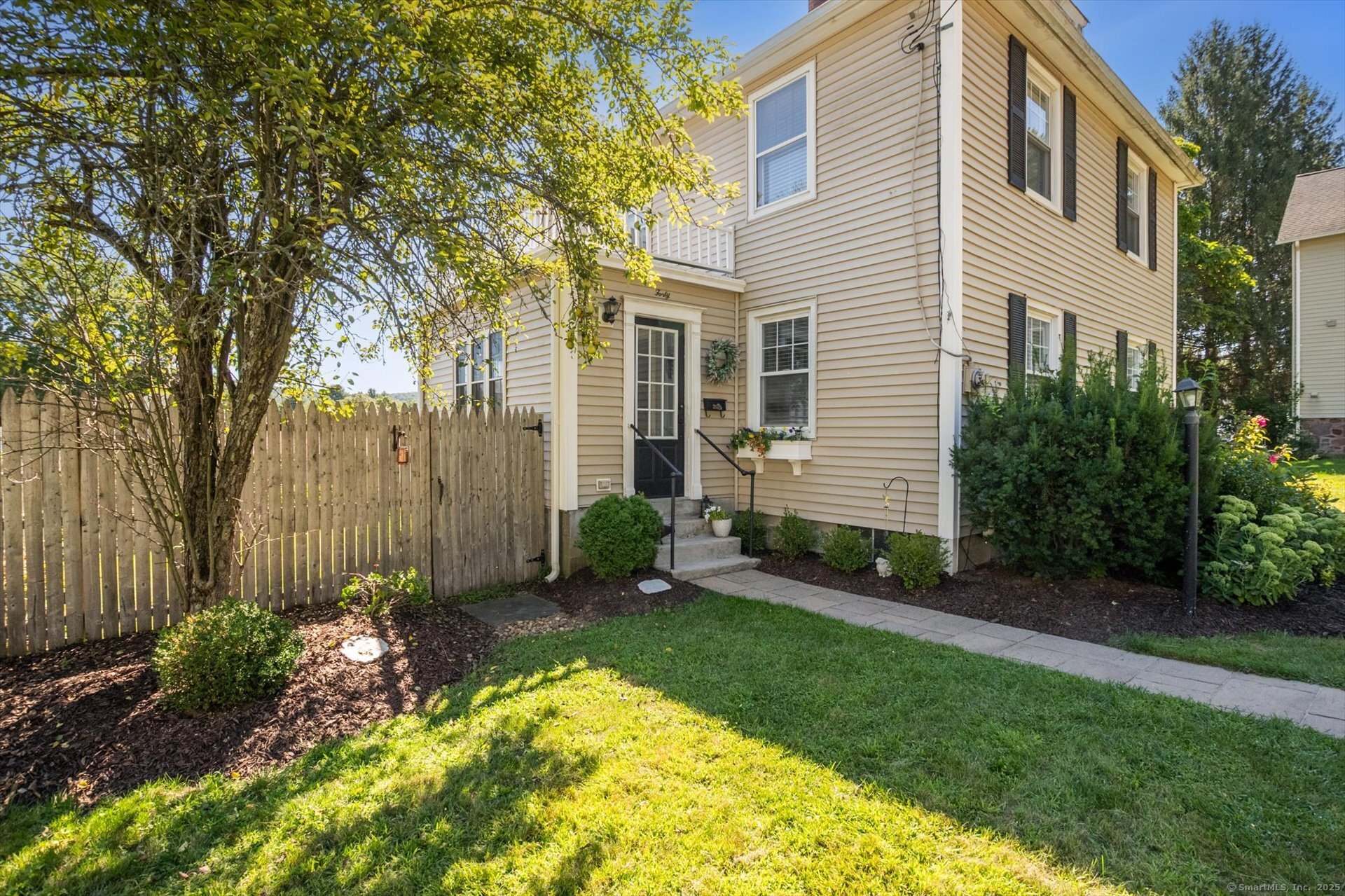 40 Woodland Street