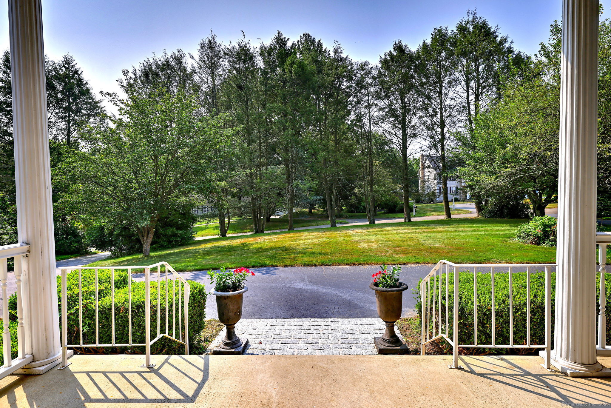 17 Bunker Hill Road