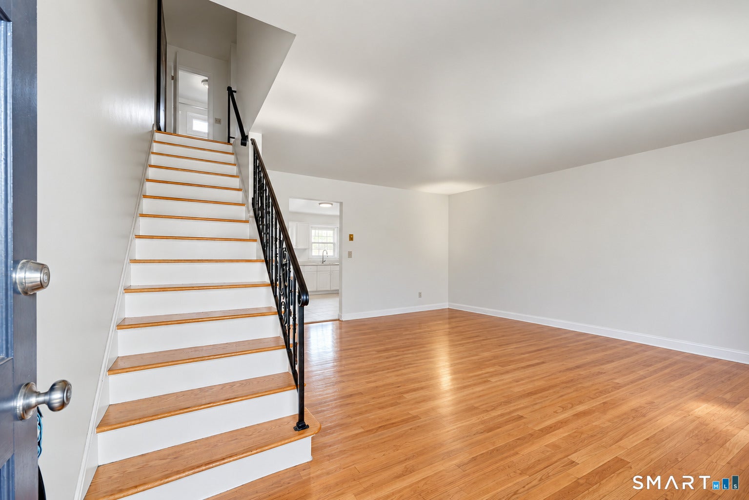 74 View Street West